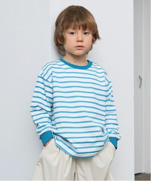 b・ROOM(ビールーム)の「【カイテキ天竺】ボーダー長袖Tシャツ(Tシャツ/カットソー・キッズ・ブラック/ダークグリーン/レッド/マスタード/ターコイズブルー・110cm/100cm/120cm/130cm/140cm/150cm)」の3枚目の写真