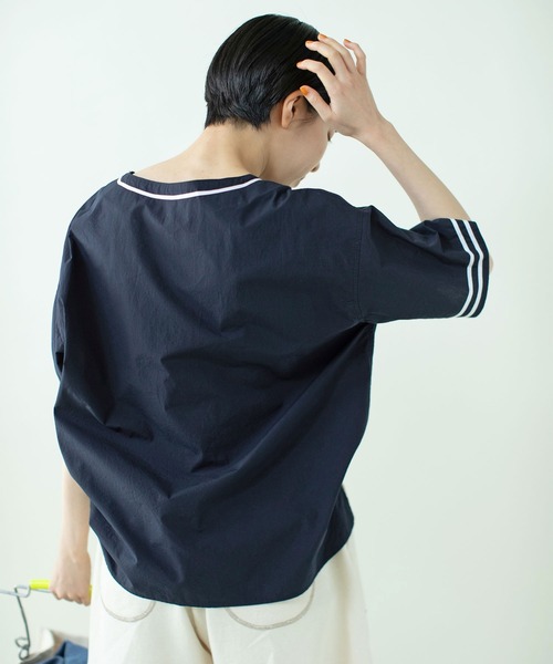 PAR ICI（パーリッシィ）の「オーガニックマグワッシャー スクエアネックマリンブラウス（シャツ/ブラウス・レディース・ネイビー/ホワイト・FREE）」の7枚目の写真