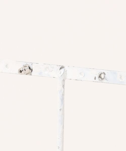 4℃ HOMME+(ヨンドシーオムプラス)の「【8月誕生石】シルバー ペリドット ピアス/片耳用(ピアス(片耳用)・メンズ・シルバー・FREE)」の5枚目の写真