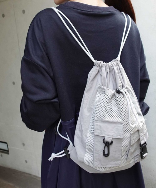 CORNERS（コーナーズ）の「ナイロンメッシュポケットナップサック（バックパック/リュック・レディース・ブラック/グレー/カーキ/ベージュ系その他・FREE）」の3枚目の写真