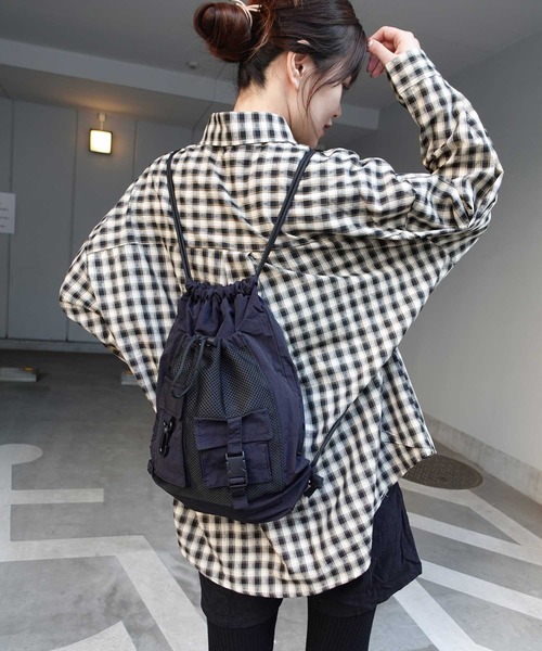 CORNERS（コーナーズ）の「ナイロンメッシュポケットナップサック（バックパック/リュック・レディース・ブラック/グレー/カーキ/ベージュ系その他・FREE）」の12枚目の写真