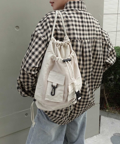 CORNERS（コーナーズ）の「ナイロンメッシュポケットナップサック（バックパック/リュック・レディース・ブラック/グレー/カーキ/ベージュ系その他・FREE）」の17枚目の写真