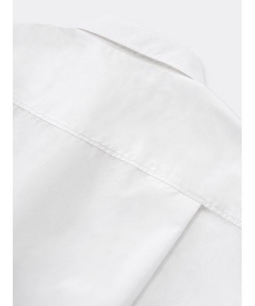 SOFTHYPHEN（ソフトハイフン）の「TUCKED DETAIL OVERSIZED SHIRT