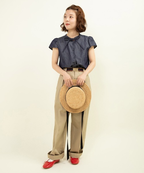 CHILD WOMAN（チャイルドウーマン）の「綿ラミーライトデニム 細ボウタイブラウス（シャツ/ブラウス・レディース・ネイビー・FREE）」の5枚目の写真