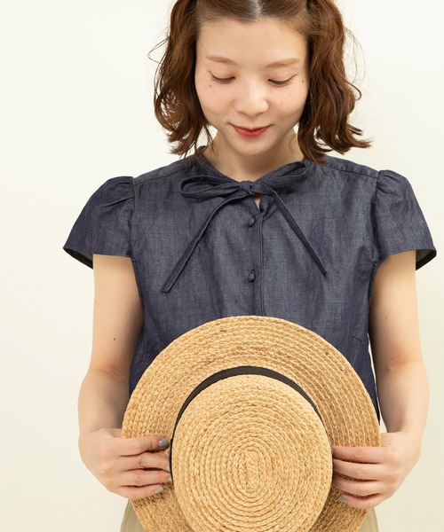 CHILD WOMAN（チャイルドウーマン）の「綿ラミーライトデニム 細ボウタイブラウス（シャツ/ブラウス・レディース・ネイビー・FREE）」の4枚目の写真