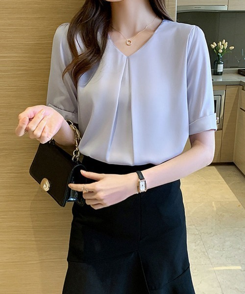 SallyLunn(サリーラン)の「【大人きれいめ♪デートやオフィスにも◎】Vネックシフォンブラウス(シャツ/ブラウス・レディース・パープル/ホワイト・MEDIUM/LARGE)」の5枚目の写真