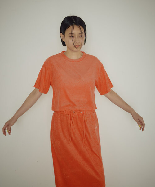 earthy(アーシー)の「パイルTEE(Tシャツ/カットソー・レディース・ブラック/ベージュ/オレンジ・FREE)」の14枚目の写真