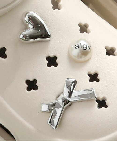 algy(アルジー)の「クロッグサンダルアクセサリー(シューズアクセサリー・キッズ・マルチ/オフホワイト/シルバー・FREE)」の2枚目の写真