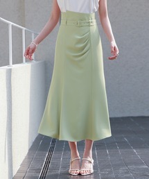 ベルト付きタックドレープスカート
