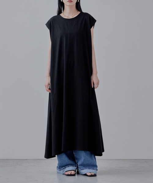 etoll.（エトル）の「ショルダータックスリーブレスコットンワンピ（ワンピース・レディース・ブラック/ブルー・M）」の6枚目の写真