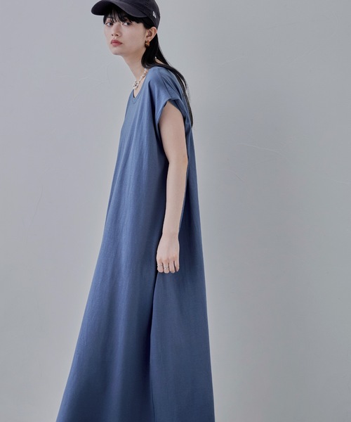 etoll.（エトル）の「ショルダータックスリーブレスコットンワンピ（ワンピース・レディース・ブラック/ブルー・M）」の10枚目の写真