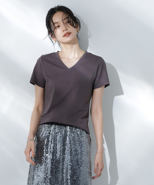 NANO universe（ナノユニバース）の「Anti Soaked(R) 汗染み防止VネックTシャツ（Tシャツ/カットソー・レディース・ホワイト/ブラック/カーキ/チャコール・S/M/L）」の21枚目の写真