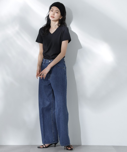 NANO universe（ナノユニバース）の「Anti Soaked(R) 汗染み防止VネックTシャツ（Tシャツ/カットソー・レディース・ホワイト/ブラック/カーキ/チャコール・S/M/L）」の14枚目の写真