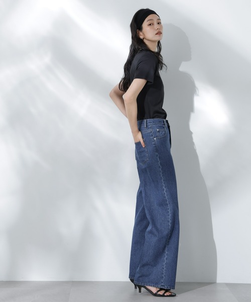 NANO universe（ナノユニバース）の「Anti Soaked(R) 汗染み防止VネックTシャツ（Tシャツ/カットソー・レディース・ホワイト/ブラック/カーキ/チャコール・S/M/L）」の15枚目の写真