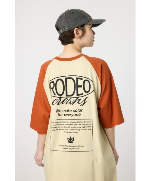 RODEO CROWNS WIDE BOWL(ロデオクラウンズワイドボウル)の「ロゴラグランスリーブワンピース(ワンピース・レディース・カーキ/ブラック/ブラウン/オフホワイト・FREE)」の13枚目の写真