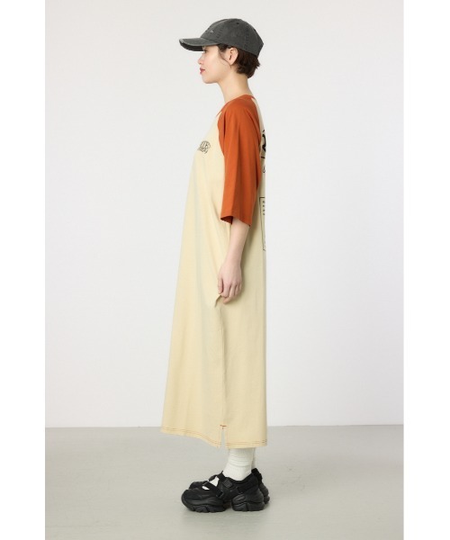 RODEO CROWNS WIDE BOWL(ロデオクラウンズワイドボウル)の「ロゴラグランスリーブワンピース(ワンピース・レディース・カーキ/ブラック/ブラウン/オフホワイト・FREE)」の11枚目の写真