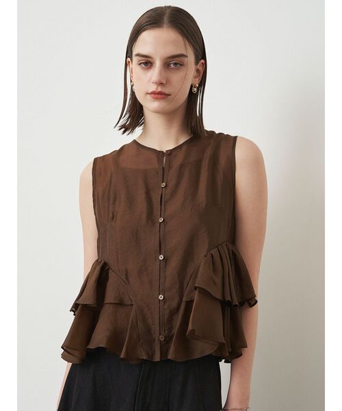 ELENDEEK（エレンディーク）の「シアーフリルスリーブレスブラウス（シャツ/ブラウス・レディース・ブルー/ブラック/ブラウン・FREE）」の17枚目の写真