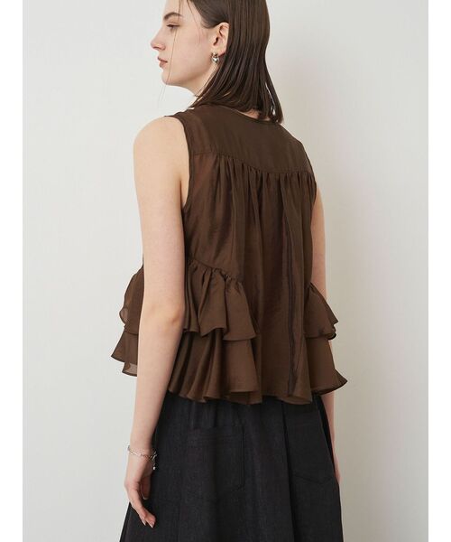 ELENDEEK（エレンディーク）の「シアーフリルスリーブレスブラウス（シャツ/ブラウス・レディース・ブルー/ブラック/ブラウン・FREE）」の19枚目の写真