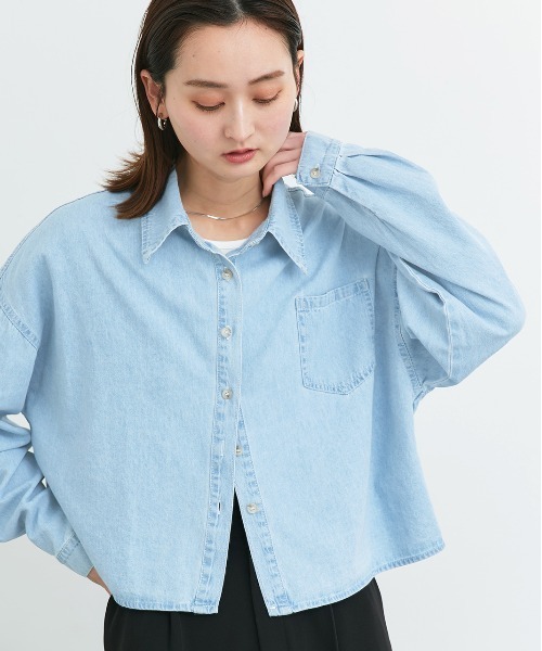 ad thie(アドティエ)の「ポケット付き ショート丈デニムシャツ(シャツ/ブラウス・レディース・インディゴブルー/サックスブルー/ブルー・FREE)」の10枚目の写真