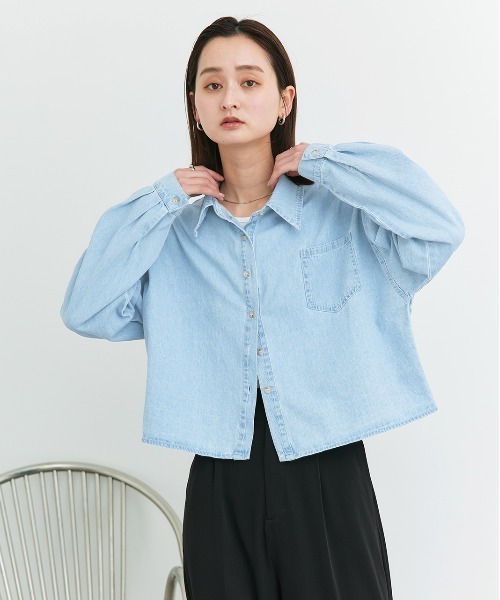 ad thie(アドティエ)の「ポケット付き ショート丈デニムシャツ(シャツ/ブラウス・レディース・インディゴブルー/サックスブルー/ブルー・FREE)」の12枚目の写真