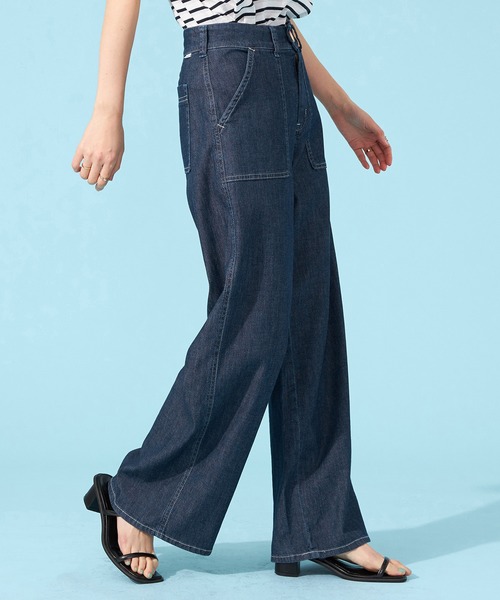 SOMETHING（サムシング）の「SOMETHING SUMMER COOL 涼しいワイドベーカーデニムパンツ【涼】（デニムパンツ・レディース・ホワイト/グリーン/ライトカーキ/ライトインディゴブルー/ダークインディゴブルー・X-SMALL/SMALL/MEDIUM/LARGE）」の21枚目の写真