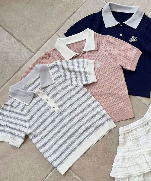 MAJESTIC LEGON（マジェスティックレゴン）の「バイカラーダブル襟ニット（ニット/セーター・レディース・ピンク/ネイビー/グレー系その他/ブルー/ボルドー/ブラック・MEDIUM）」の2枚目の写真