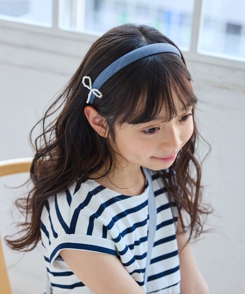 ROPE' PICNIC（ロペピクニック）の「【KIDS/キッズ】パールリボンデニムカチューシャ（カチューシャ・キッズ・サックスブルー/ネイビー・FREE）」の8枚目の写真