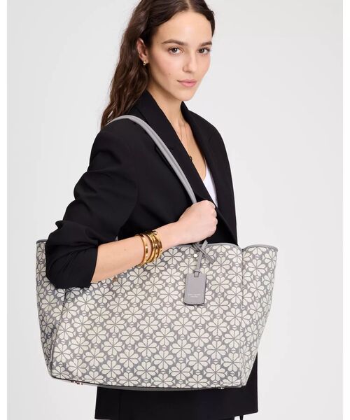 国内『kate spade』スペード フラワー ジャカード ラージ トート ノエル ジャカード ラージ トート | バッグ | ケイト・スペード
