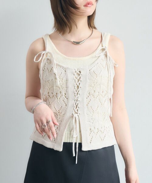 kivi(キヴィ)の「pattern bustier(キャミソール・レディース・レッド/ブラック/ナチュラル・FREE)」の1枚目の写真