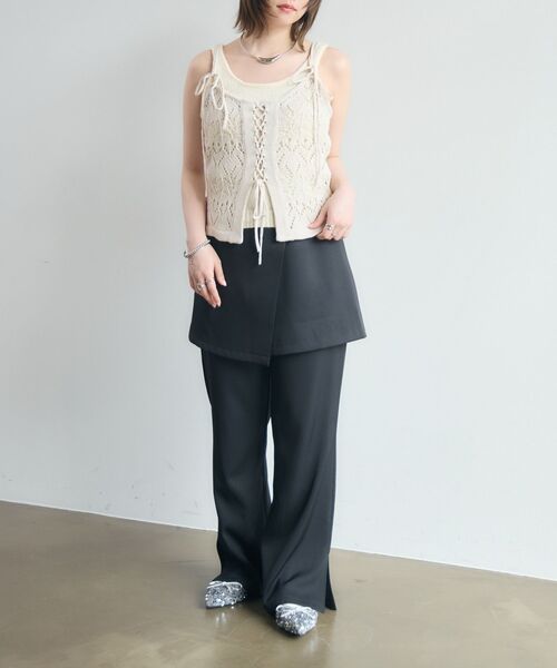 kivi(キヴィ)の「pattern bustier(キャミソール・レディース・レッド/ブラック/ナチュラル・FREE)」の6枚目の写真