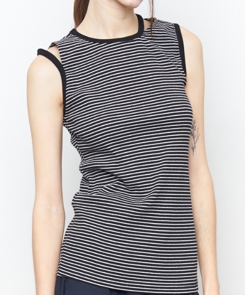 Muel Chic(ミュエルシック)の「Lay border tanktop レイボーダータンクトップ(タンクトップ・レディース・ブラック/ホワイト/ライトグリーン/モカ・FREE)」の3枚目の写真