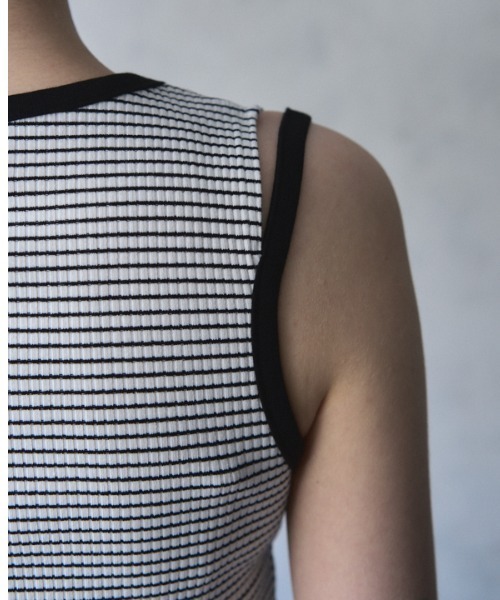 Muel Chic(ミュエルシック)の「Lay border tanktop レイボーダータンクトップ(タンクトップ・レディース・ブラック/ホワイト/ライトグリーン/モカ・FREE)」の15枚目の写真