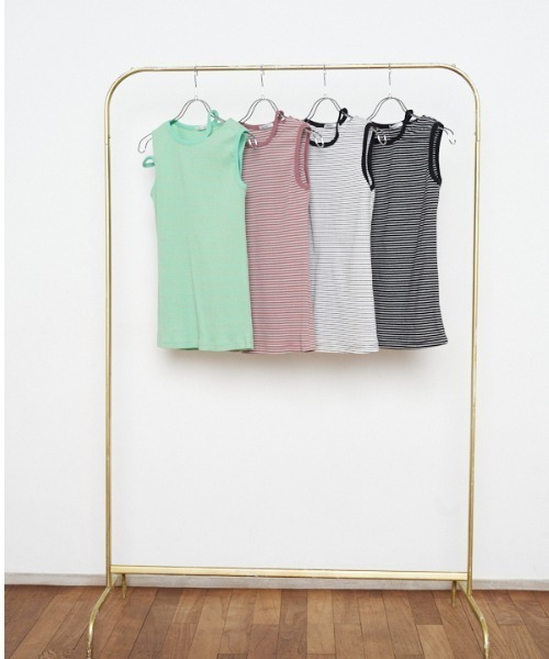 Muel Chic(ミュエルシック)の「Lay border tanktop レイボーダータンクトップ(タンクトップ・レディース・ブラック/ホワイト/ライトグリーン/モカ・FREE)」の5枚目の写真