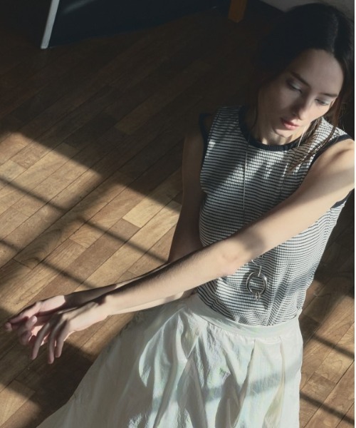 Muel Chic(ミュエルシック)の「Lay border tanktop レイボーダータンクトップ(タンクトップ・レディース・ブラック/ホワイト/ライトグリーン/モカ・FREE)」の18枚目の写真