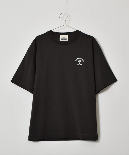 Sunny Smith(サニースミス)の「【SUNNY SMITH】ヤシの木アーチロゴワンポイント刺繍Tシャツ(CP)(Tシャツ/カットソー・メンズ・スモーク/アッシュグレー/ホワイト・L/M)」の8枚目の写真