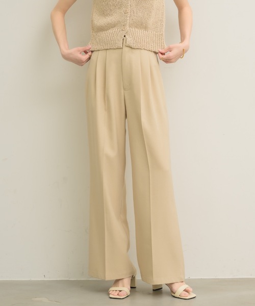 NEUNA(ヌナ)の「大人気のパンツがバージョンアップして登場!2タックパンツ(スラックス・レディース・アイボリー/ブラック/チャコールグレー・SMALL/MEDIUM/LARGE)」の6枚目の写真