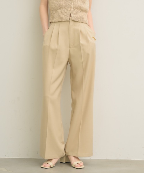 NEUNA(ヌナ)の「大人気のパンツがバージョンアップして登場!2タックパンツ(スラックス・レディース・アイボリー/ブラック/チャコールグレー・SMALL/MEDIUM/LARGE)」の9枚目の写真