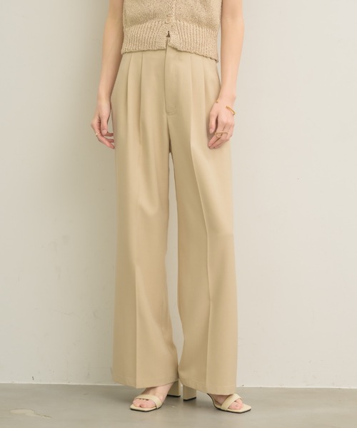 NEUNA(ヌナ)の「大人気のパンツがバージョンアップして登場!2タックパンツ(スラックス・レディース・アイボリー/ブラック/チャコールグレー・SMALL/MEDIUM/LARGE)」の5枚目の写真