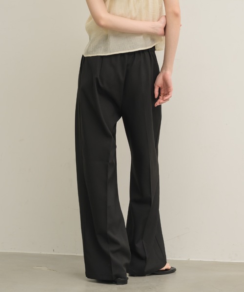 NEUNA(ヌナ)の「大人気のパンツがバージョンアップして登場!2タックパンツ(スラックス・レディース・アイボリー/ブラック/チャコールグレー・SMALL/MEDIUM/LARGE)」の13枚目の写真