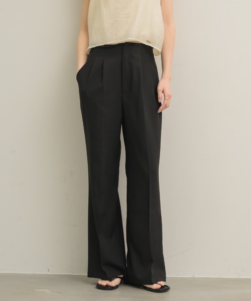 NEUNA(ヌナ)の「大人気のパンツがバージョンアップして登場!2タックパンツ(スラックス・レディース・アイボリー/ブラック/チャコールグレー・SMALL/MEDIUM/LARGE)」の19枚目の写真