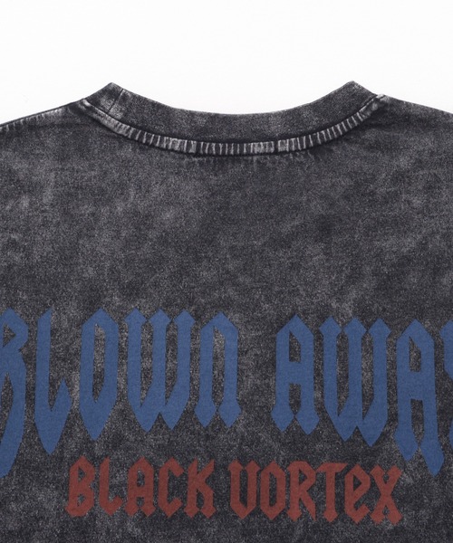 Revo.(レボ)の「グランジ フェード加工 ロック グラフィックプリント オーバーサイズ 半袖Tシャツ(Tシャツ/カットソー・メンズ・グレー/ブラウン/ブラック/ブラック系その他2/グレー系その他/ブラック系その他・M/L)」の22枚目の写真