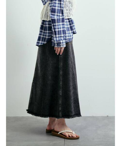 SM2(エスエムツー)の「デニム裾フリンジベイカースカート(スカート・レディース・サックスブルー/ブラック・S/M)」の11枚目の写真