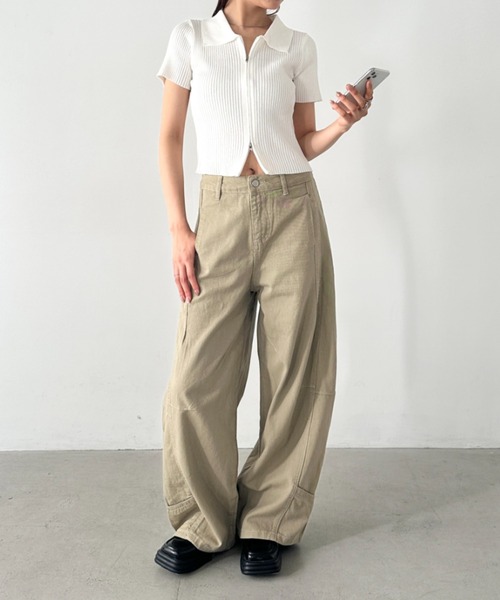Bamm(バム)の「カーブワイドパンツ(デニムパンツ・レディース・ベージュ・M/L)」の4枚目の写真