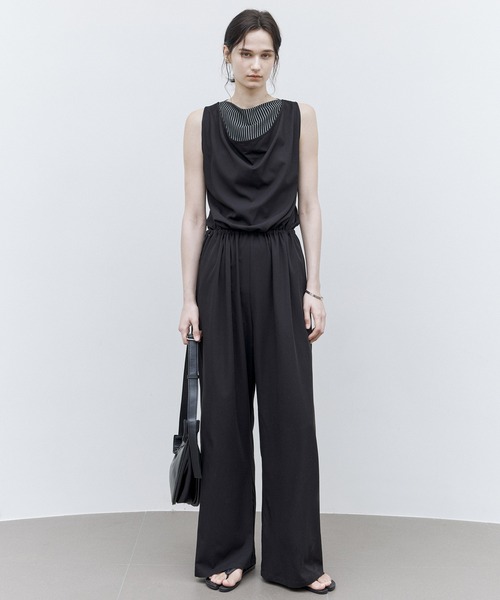 tageechita（タジチタ）の「【tageechita】リラックス感漂う ノースリーブ ドレープネックワイドサロペット（サロペット/オーバーオール・レディース・ブラック・S/M/L）」の22枚目の写真