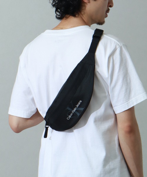 Calvin Klein Jeans(カルヴァンクラインジーンズ)の「【Calvin Klein JEANS/カルバンクライン ジーンズ】SPORT ESSENTIALS WAISTBAG38 M / スポーツ エッセンシャル ウエスト バッグ(ボディバッグ/ウエストポーチ・メンズ・ブラック・FREE)」の9枚目の写真