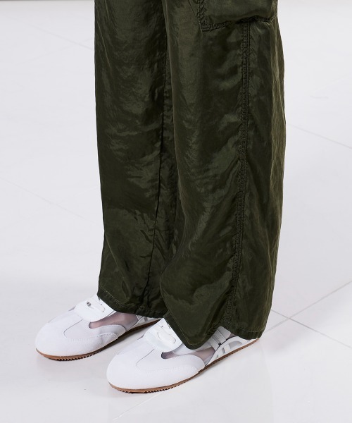 DOUBLE STANDARD CLOTHING(ダブルスタンダードクロージング)の「キュプラカーゴパンツ(カーゴパンツ・レディース・カーキ/ベージュ・36/38)」の19枚目の写真