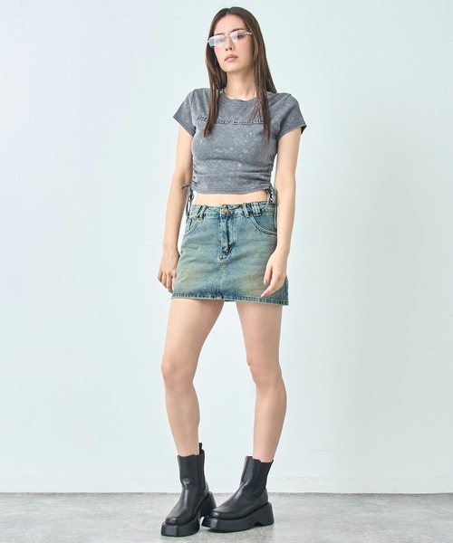 ANAP（アナップ）の「サイドギャザー ケミカルウォッシュ エンボス ロゴ Tシャツ（Tシャツ/カットソー・レディース・グレー/ブラック/ピンク/グレー系その他・FREE）」の11枚目の写真