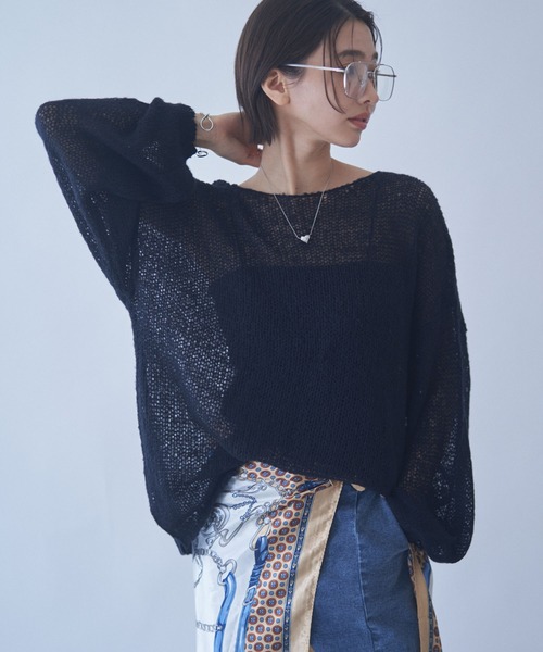 continuer de NICE CLAUP(コンティニューデナイスクラップ)の「【WEB先行予約】モヘアタッチシアーニット(ニット/セーター・レディース・アイボリー/ブラック/チャコールグレー/ピンク/レッド系その他/ブルー系その他・FREE)」の3枚目の写真