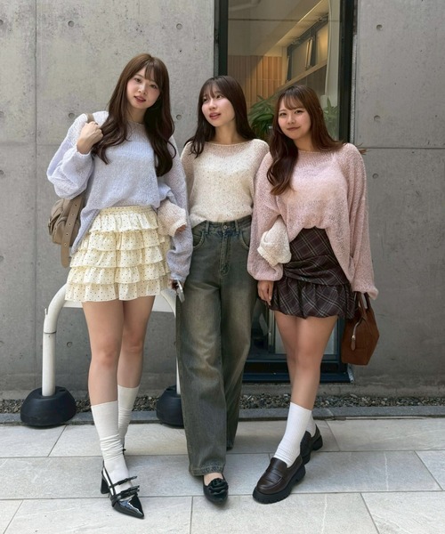 continuer de NICE CLAUP(コンティニューデナイスクラップ)の「【WEB先行予約】モヘアタッチシアーニット(ニット/セーター・レディース・アイボリー/ブラック/チャコールグレー/ピンク/レッド系その他/ブルー系その他・FREE)」の10枚目の写真