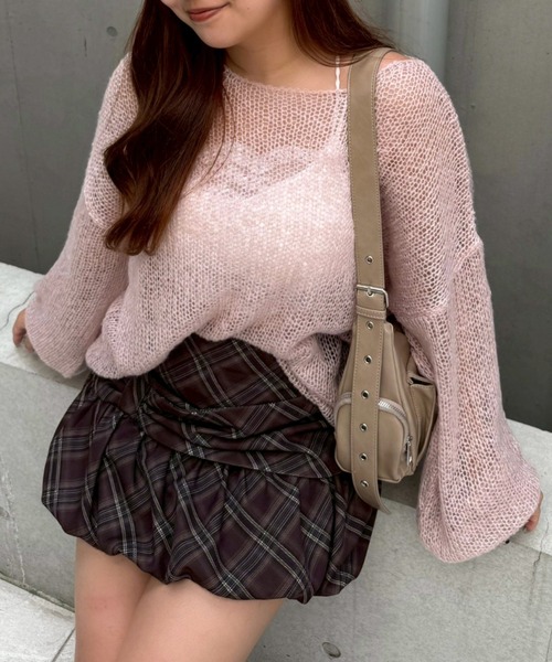 continuer de NICE CLAUP(コンティニューデナイスクラップ)の「【WEB先行予約】モヘアタッチシアーニット(ニット/セーター・レディース・アイボリー/ブラック/チャコールグレー/ピンク/レッド系その他/ブルー系その他・FREE)」の18枚目の写真